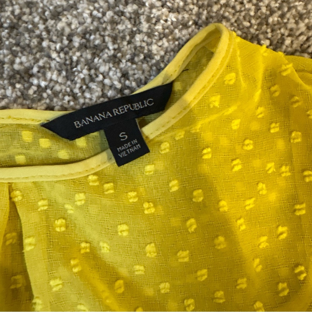 Banana Republic Sheer Swiss Dot Blouse Bright Mustard Yellow Women’s Small - Picture 11 of 12